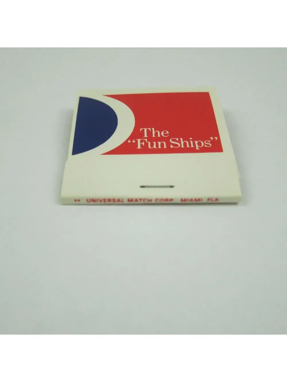 2 Vintage Matchbooks Paquet French Cruises & Carnival Cruise Lines Ship UNSTRUCK
